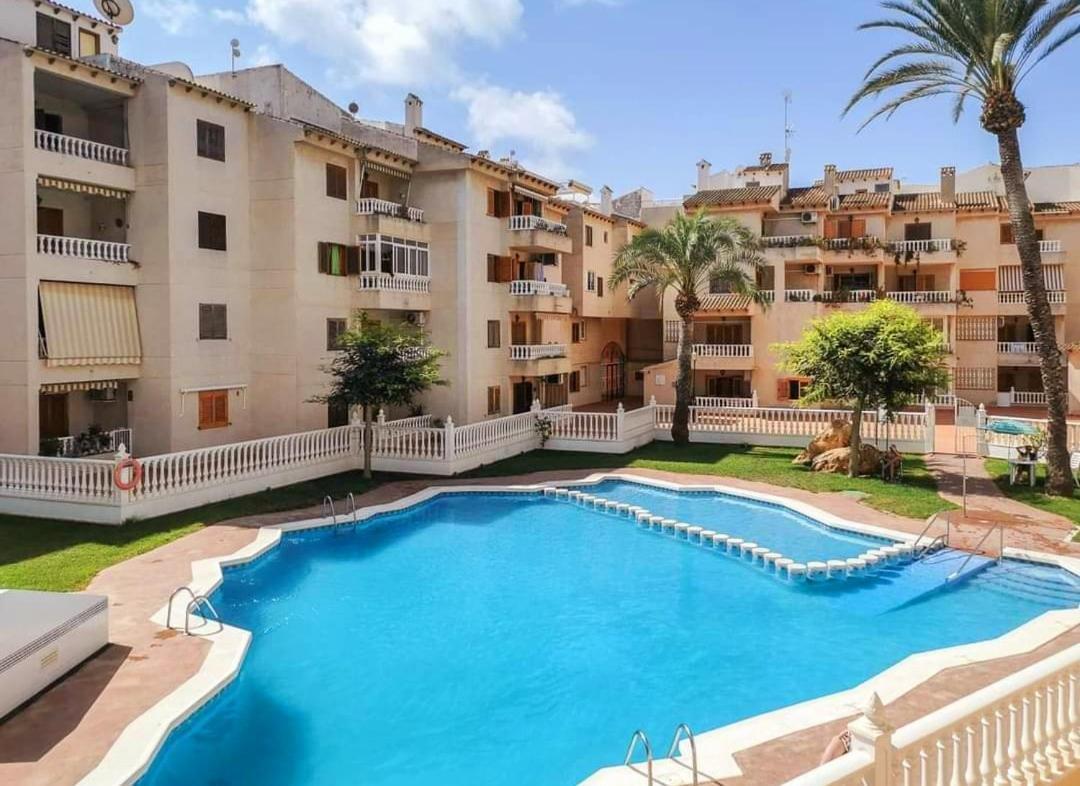 Casa Del Angel , Cosy 2 Bed Apartment,150M From Playa Los Locos Plus Beautiful Swimming Pool Torrevieja Esterno foto